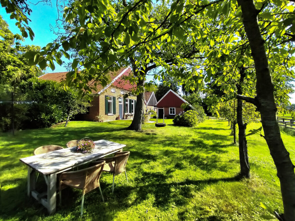 2 echterhoes met tuin